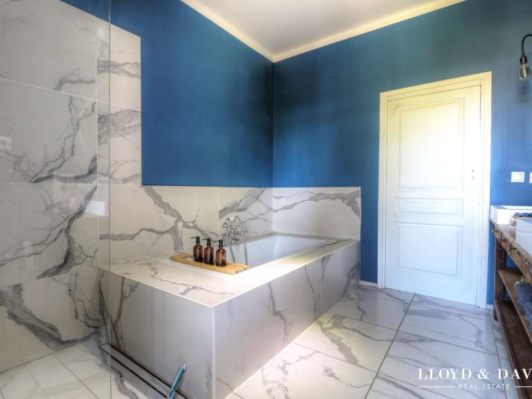 Maison Vézénobres - 5 chambres - 171m²