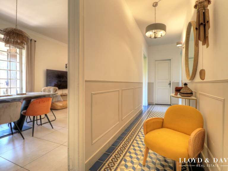 Maison Vézénobres - 5 chambres - 171m²