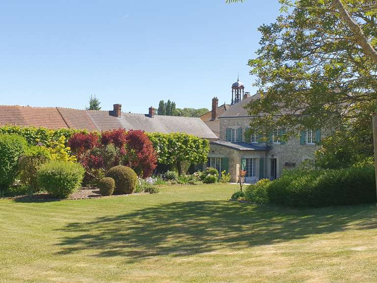 House Vézilly - 8 bedrooms - 454m²