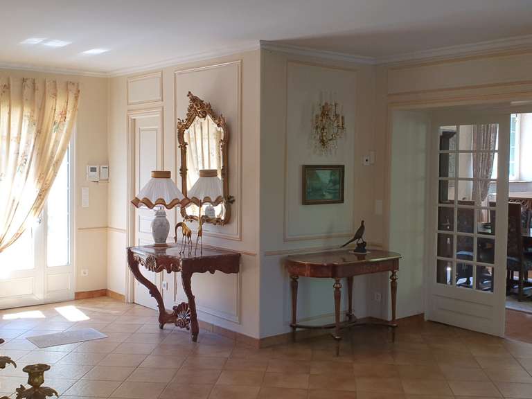 Maison Vézilly - 8 chambres - 454m²