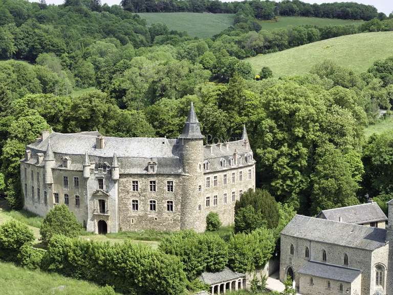 Château Vézins-de-Lévézou - 24 chambres - 1911m²