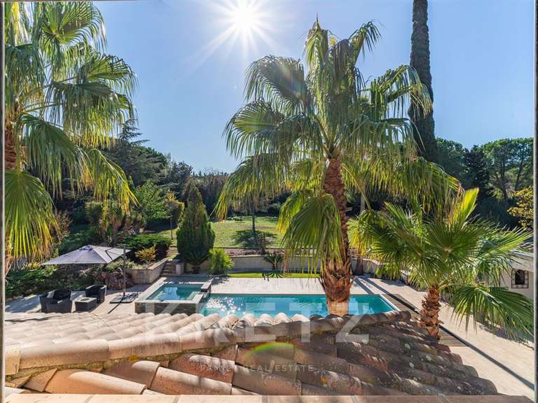 Maison Vias - 5 chambres - 440m²