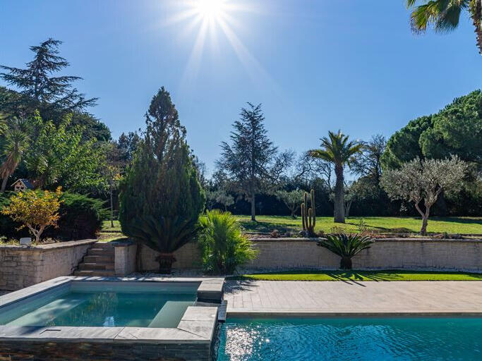 House Vias - 5 bedrooms - 440m²