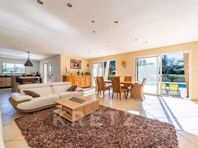 Maison Vias - 5 chambres - 440m²