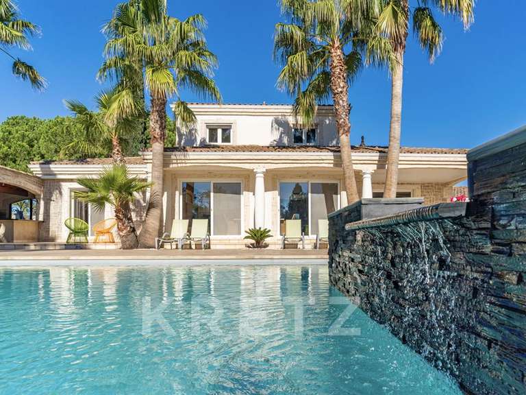 Maison Vias - 5 chambres - 440m²