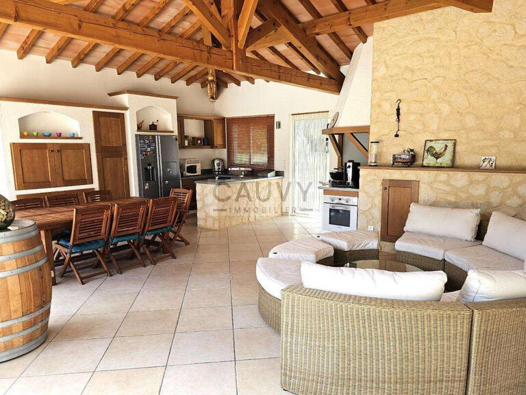 Property Vias - 5 bedrooms
