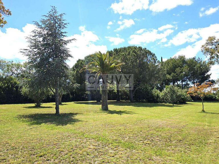 Property Vias - 5 bedrooms