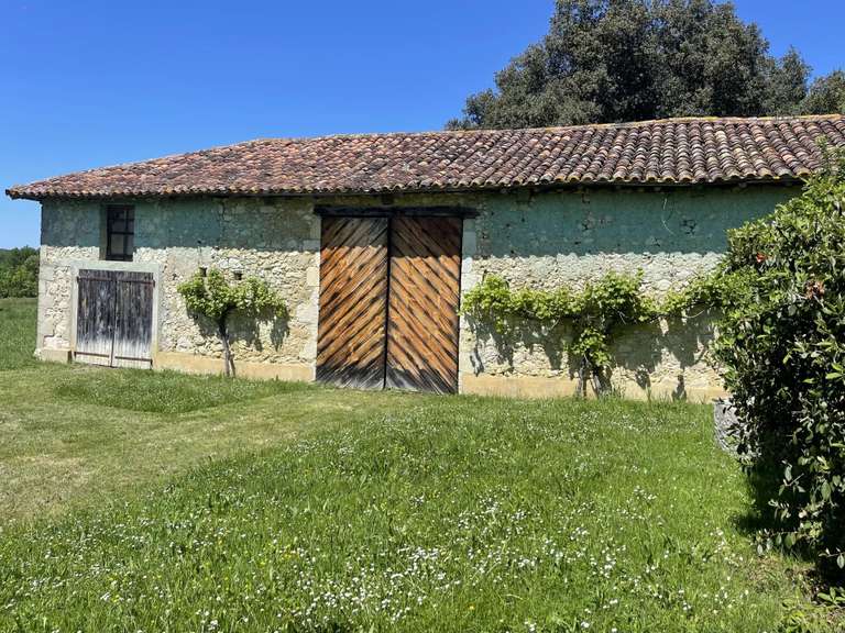 Maison Vic-Fezensac - 4 chambres - 300m²