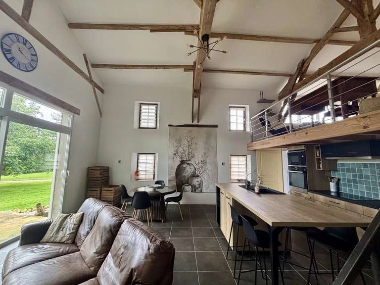 Maison Vic-Fezensac - 4 chambres - 325m²