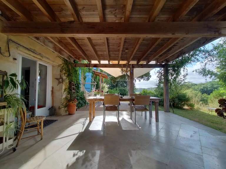 Maison Vic-Fezensac - 4 chambres - 417m²