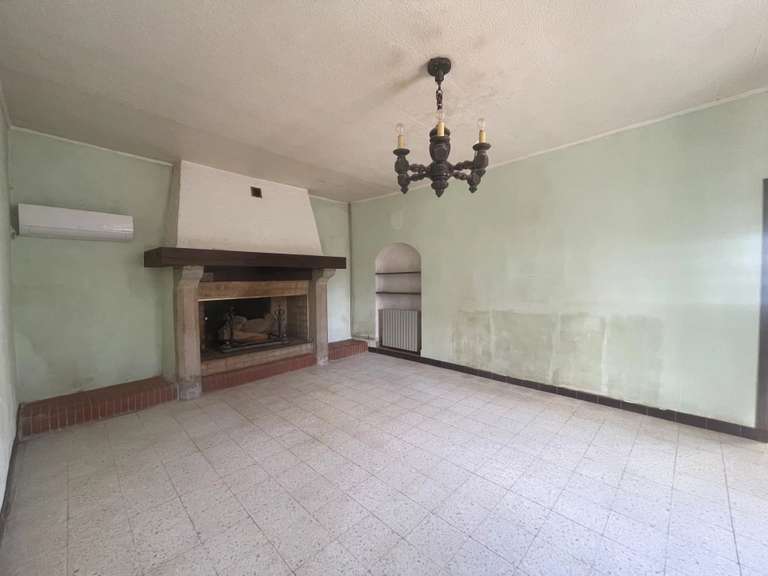 Maison Vic-Fezensac - 461m²