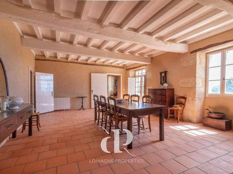 Maison Vic-Fezensac - 5 chambres - 360m²