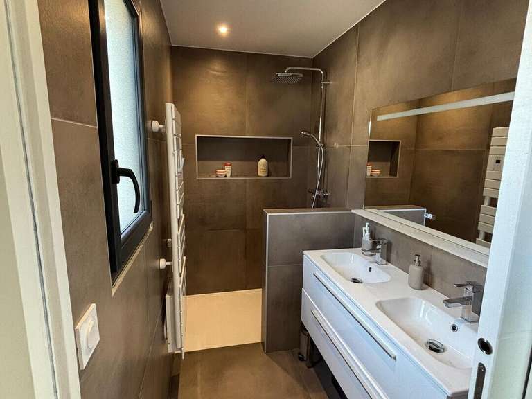 Villa Vic-la-Gardiole - 4 chambres - 130m²