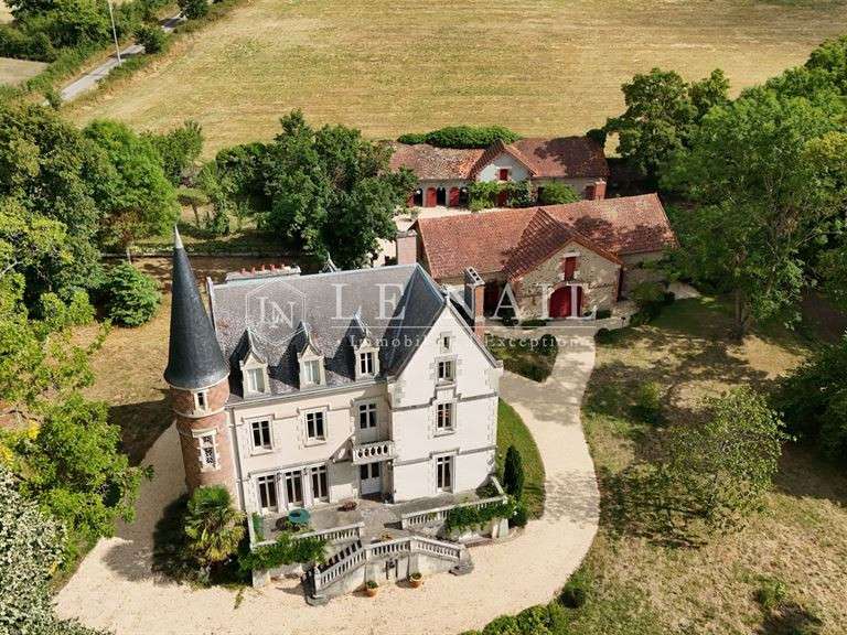 Château Vichy - 7 chambres - 320m²