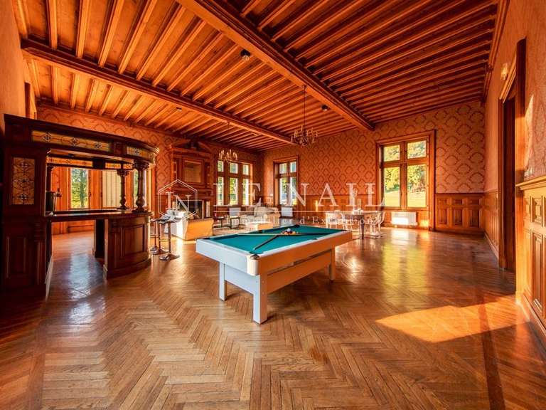 Château Vichy - 15 chambres - 1100m²