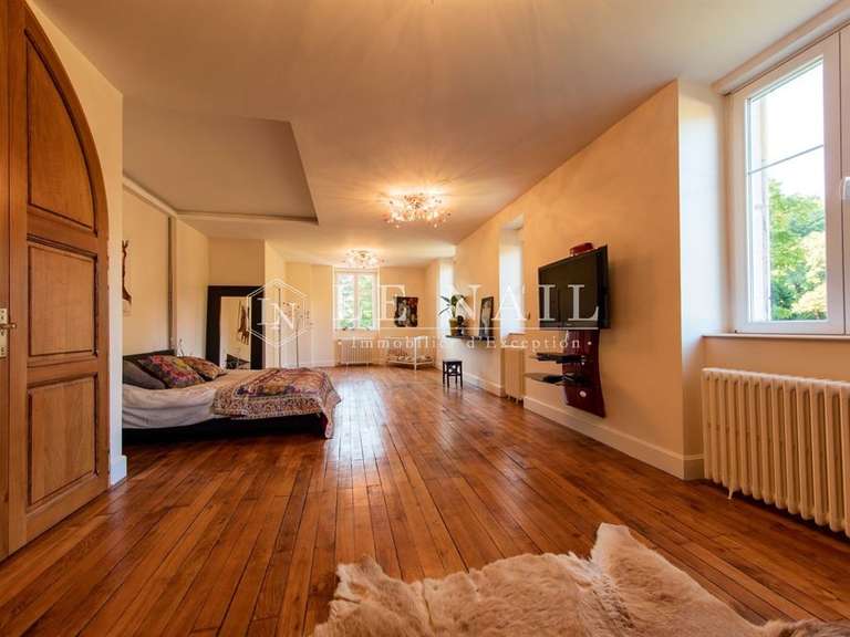 Château Vichy - 15 chambres - 1100m²