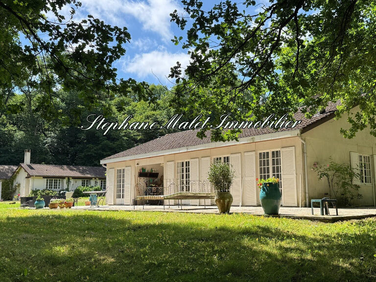 Villa Vicq-sur-Nahon - 235m²