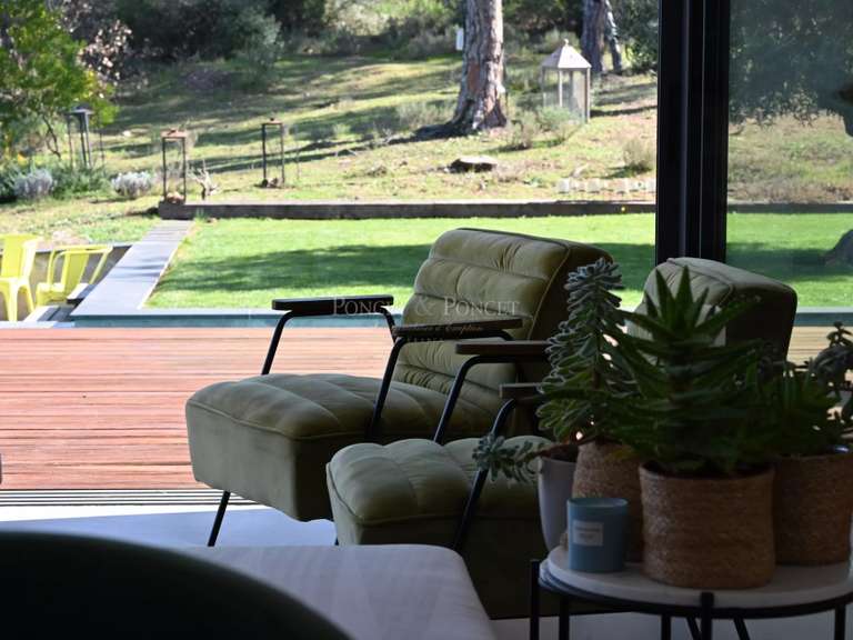 House Vidauban - 4 bedrooms - 280m²