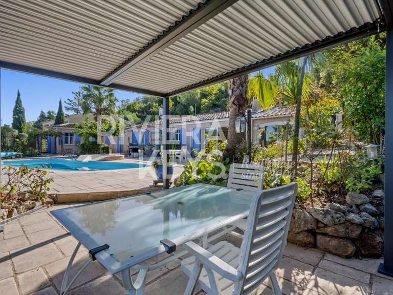 Maison Vidauban - 4 chambres - 141m²
