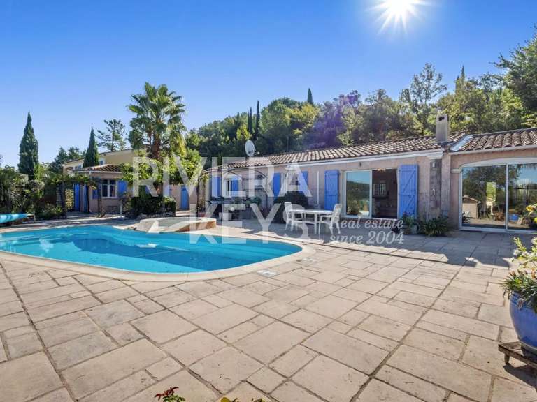 Maison Vidauban - 4 chambres - 141m²