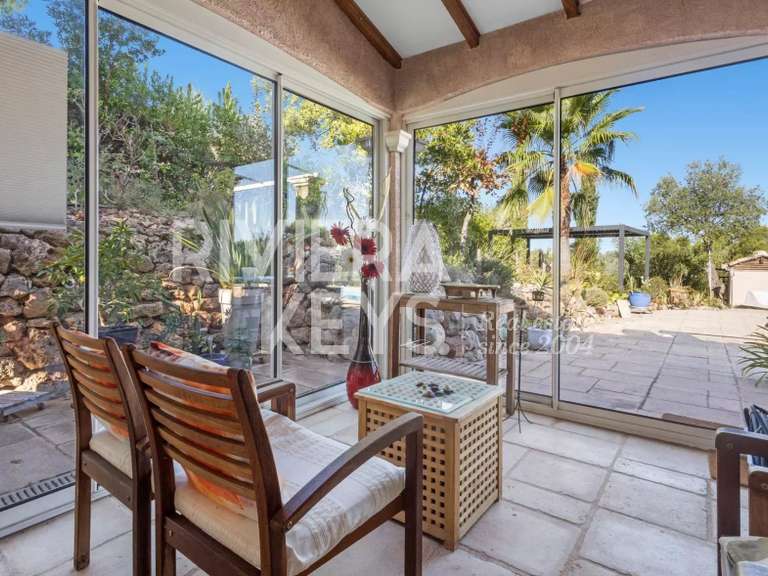 Maison Vidauban - 4 chambres - 141m²