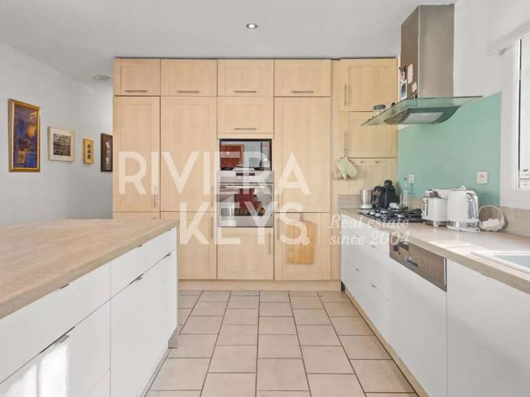 Maison Vidauban - 4 chambres - 141m²