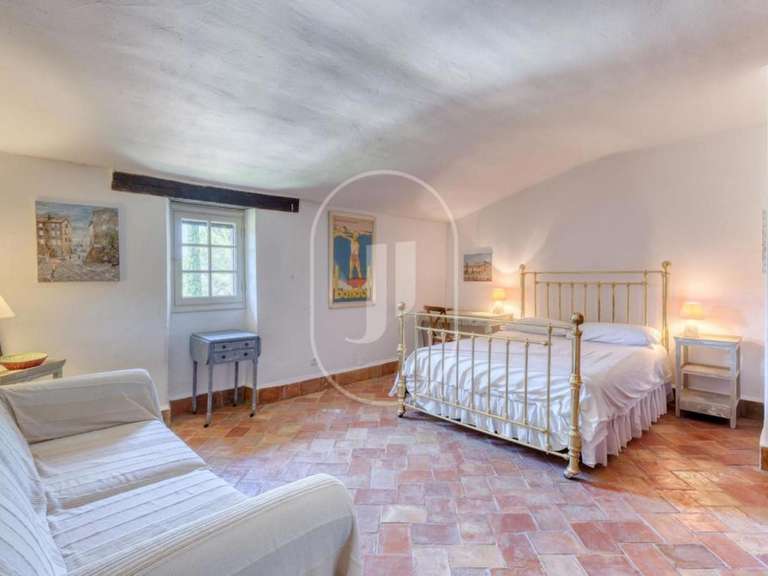 House Vidauban - 5 bedrooms - 300m²