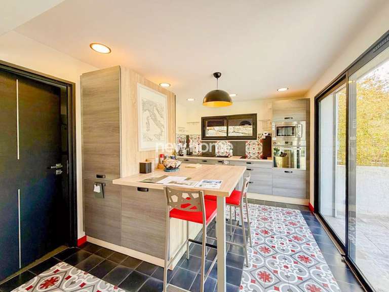 Maison Vidauban - 3 chambres - 165m²