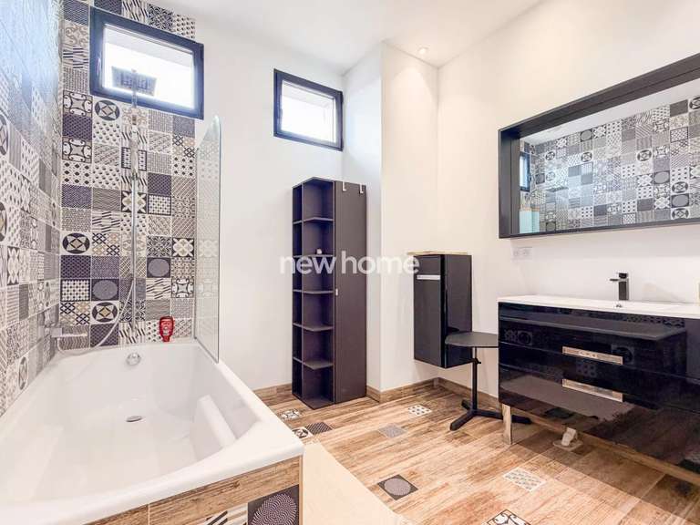 Maison Vidauban - 3 chambres - 165m²