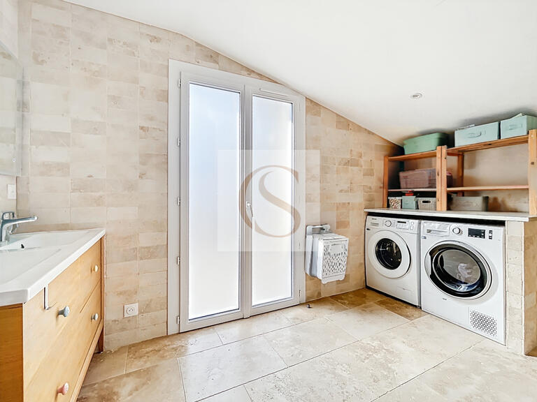 Villa Vidauban - 9 bedrooms - 247m²