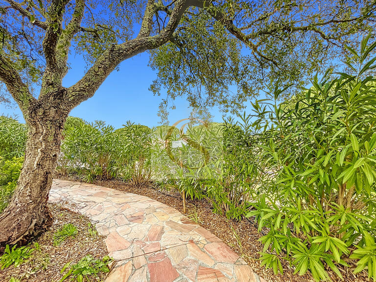 Villa Vidauban - 9 bedrooms - 247m²