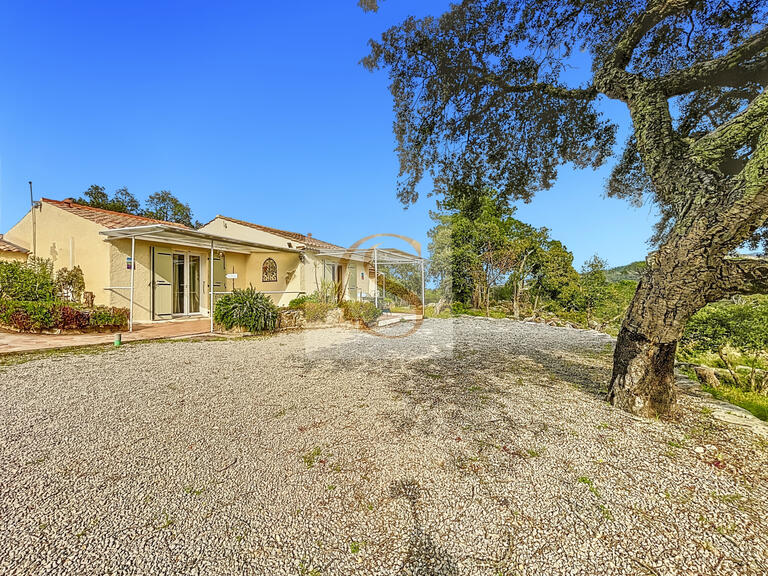 Villa Vidauban - 9 bedrooms - 247m²