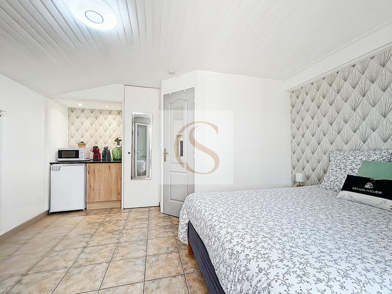Villa Vidauban - 9 bedrooms - 247m²