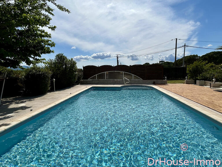 Villa Vidauban - 4 bedrooms - 174m²