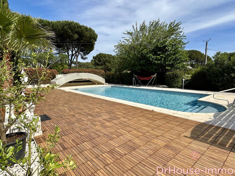 Villa Vidauban - 4 bedrooms - 174m²