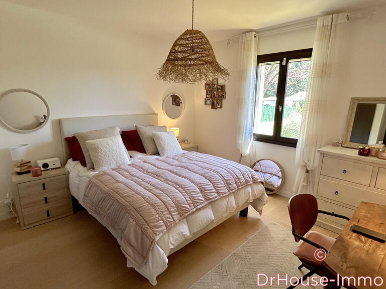 Villa Vidauban - 4 bedrooms - 174m²