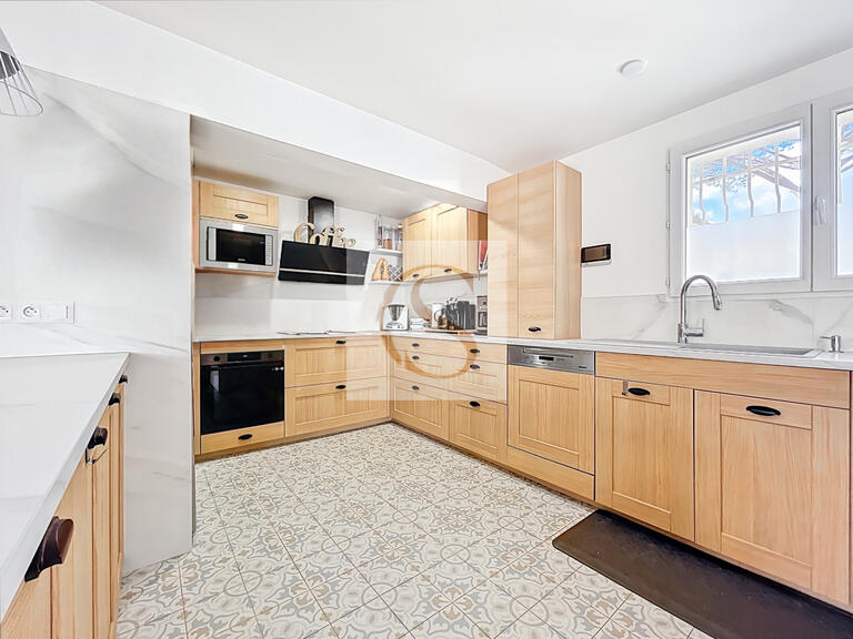 Villa Vidauban - 9 chambres - 247m²