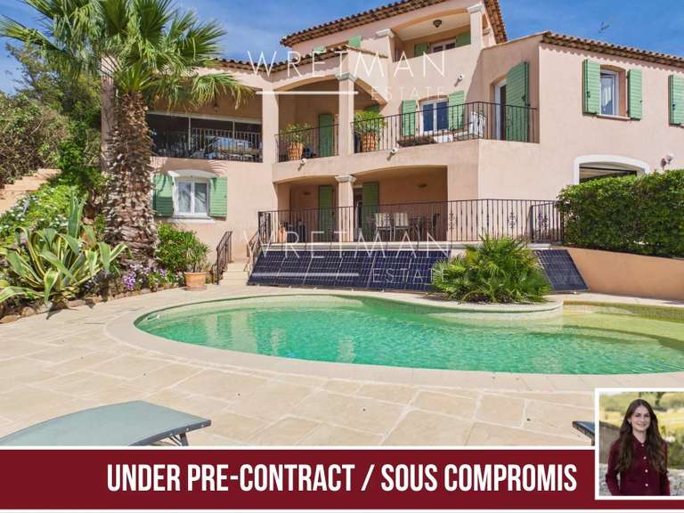 Villa Vidauban - 4 bedrooms - 214m²