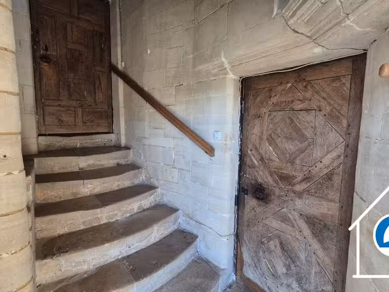 Castle Vienne-en-Bessin