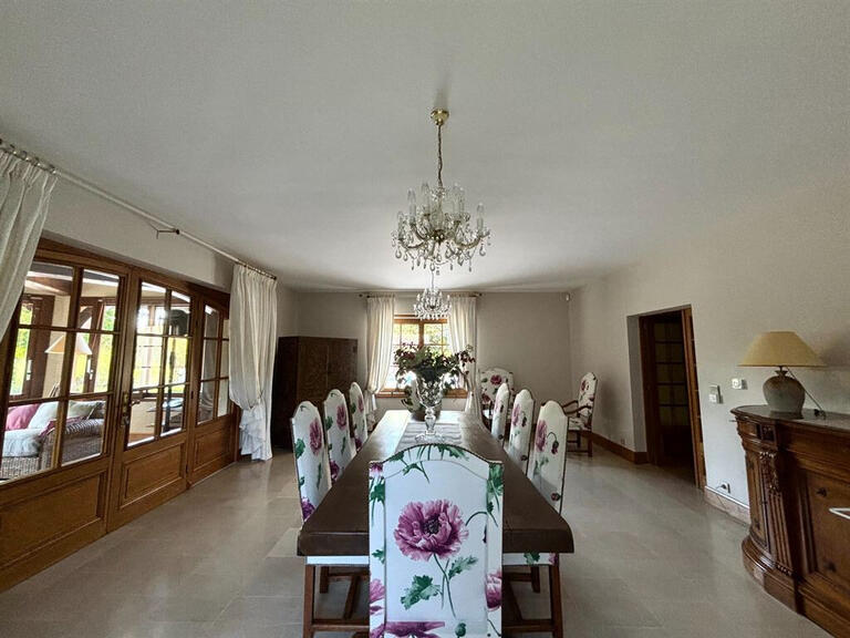 Maison Vienne-en-Val - 6 chambres - 430m²