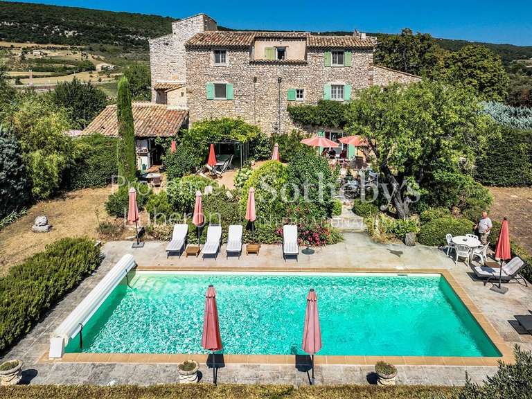 Maison Viens - 6 chambres - 458m²