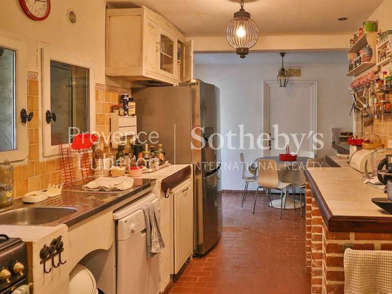 Maison Viens - 6 chambres - 458m²