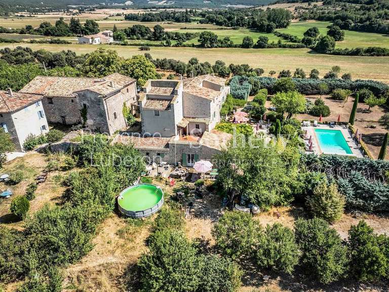 Maison Viens - 6 chambres - 458m²