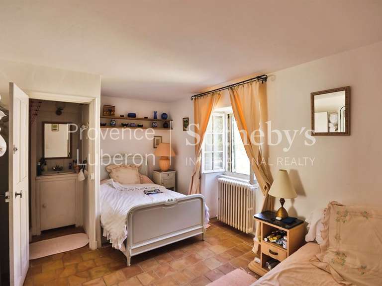 Maison Viens - 6 chambres - 458m²