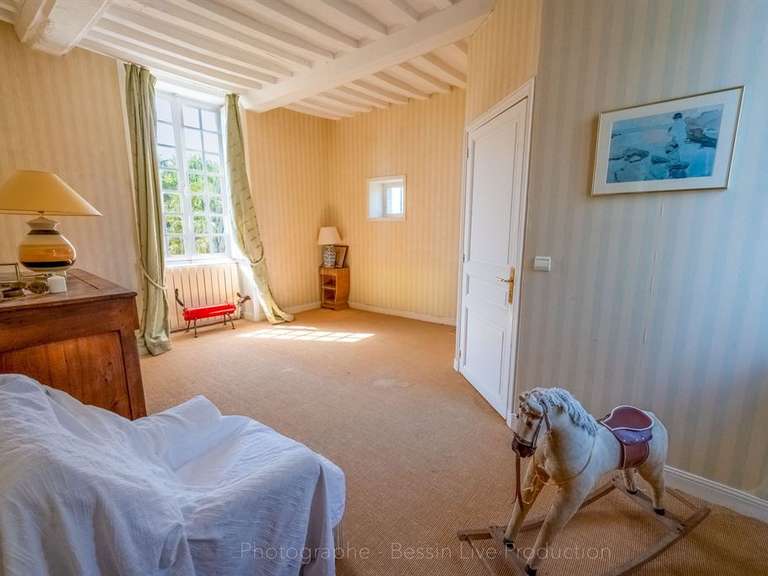 House Vierville-sur-Mer - 4 bedrooms - 351m²