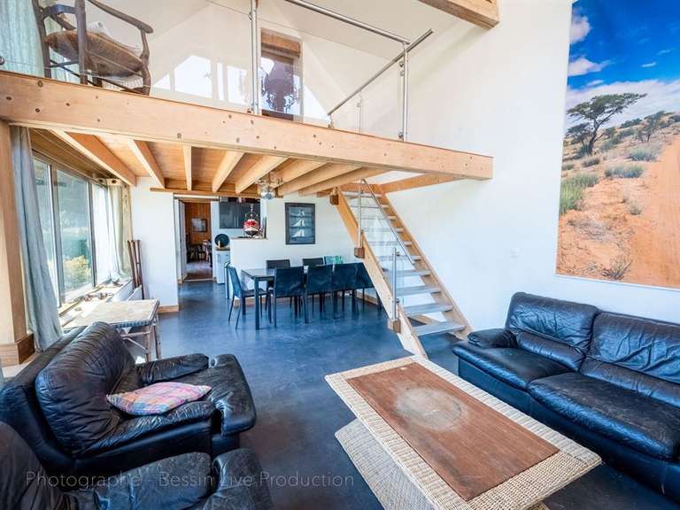 House Vierville-sur-Mer - 4 bedrooms - 351m²