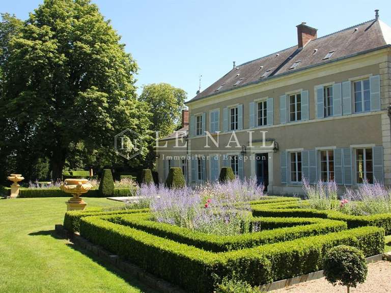 Château Vierzon - 7 chambres - 575m²