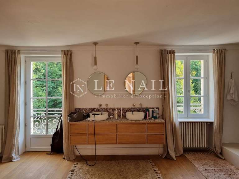 Castle Vierzon - 7 bedrooms - 650m²