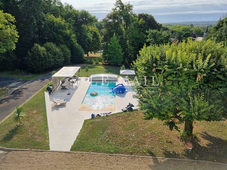Castle Vierzon - 7 bedrooms - 650m²
