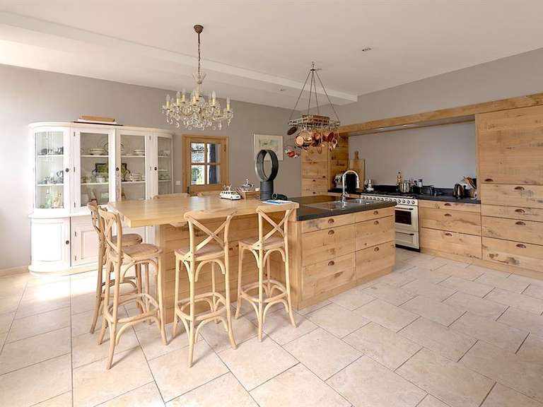 Castle Vierzon - 7 bedrooms - 650m²